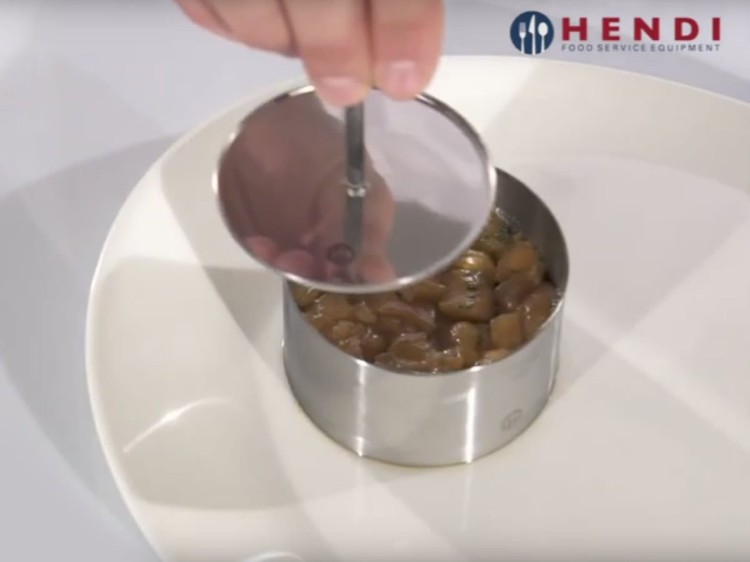 Okrągły pierścień kucharski forma 8 cm HENDI
