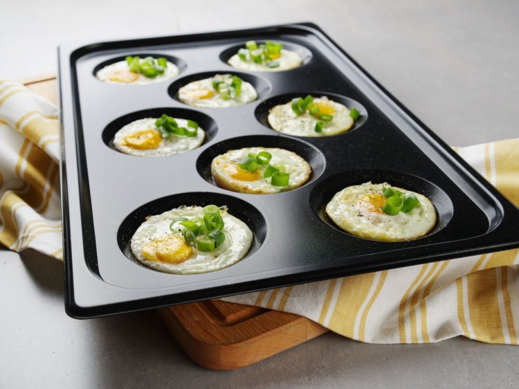 Blacha do jajek sadzonych z powłoką nieprzywierającą GN 1/1 HENDI