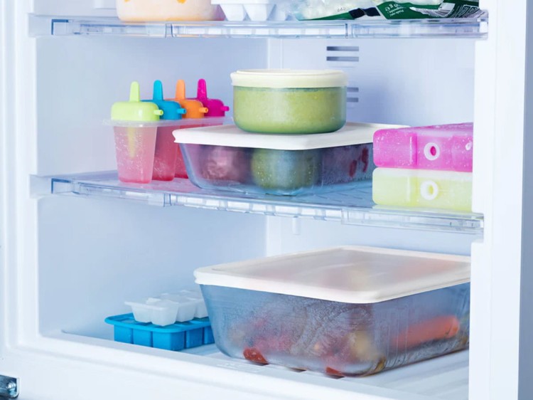 Naczynie żaroodporne pudełko z pokrywą 2 L PYREX