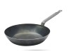 Patelnia-De-Buyer-24-cm-La-Lyonnaise-2.jpg