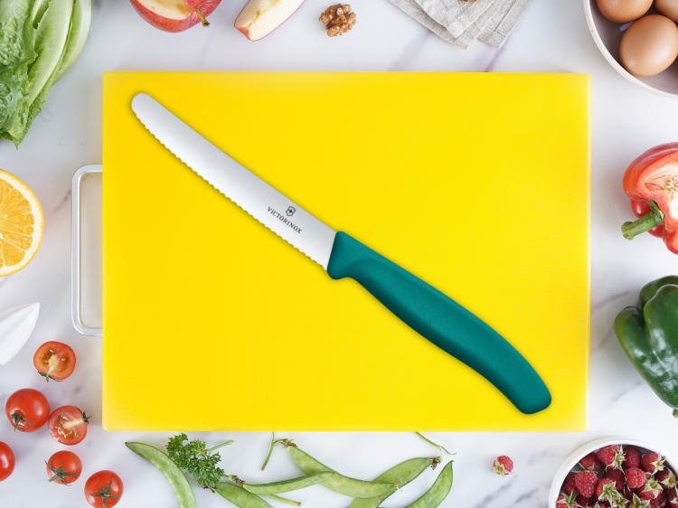 zielony noz do pomidorow victorinox.png