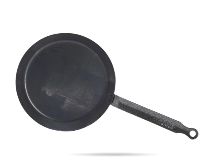 stalowa patelnia do nalesnikow 20 cm de byuer  (3).png