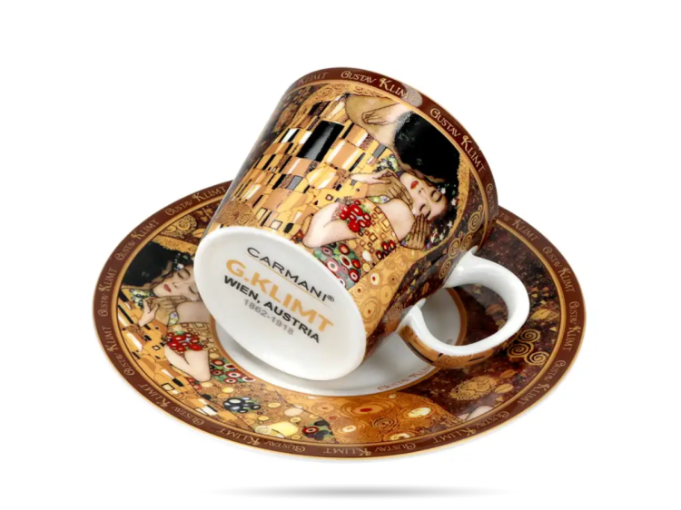 Filizanka espresso - G. Klimt, Pocalunek CARMANI (2).png