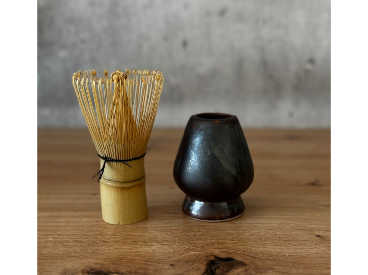 podstawka pod chasen miotelke do matchy hematyt (2).png