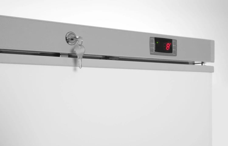 Szafa mroźnicza w obudowie ze stali malowanej na biało, Arktic, Budget Line, 600 l, 220-240V/436W, 775x710x(H)1900mm