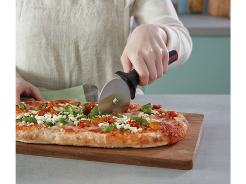 Noz do pizzy czerwony na zawieszce REFINEST RICHARDSON SHEFFIELD (2).png