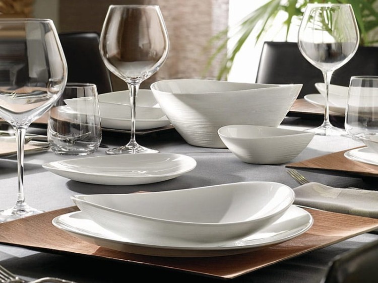 Talerz obiadowy 27 x 24 cm biały Prometeo BORMIOLI ROCCO